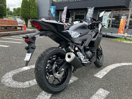 ヤマハ YZF-R25 【新車在庫あり】即納可能です! YZF-R25 2
