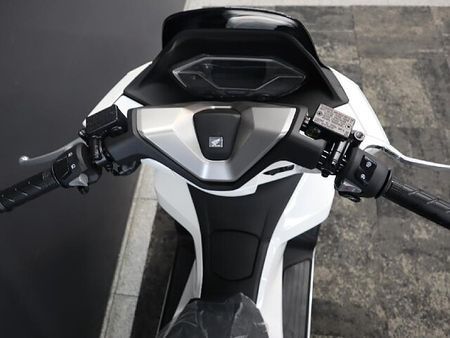 ホンダ PCX125 【新車在庫あり】即納可能です! PCX 5