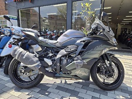 カワサキ ZX-4R 【新車在庫あり】即納可能です! ZX-4R SE 1