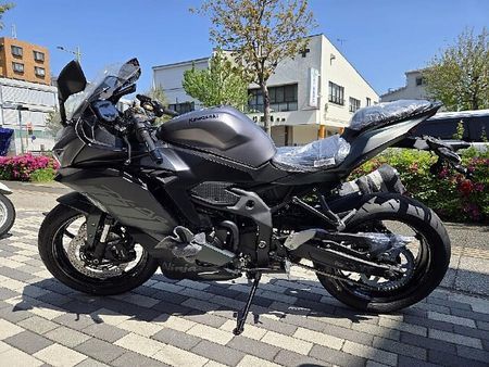 カワサキ ZX-4R 【新車在庫あり】即納可能です! ZX-4R SE 5