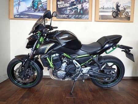 カワサキ Z650 当店で新車販売、整備してきたワンオーナー車!カスタム多数のお買い得車♪大型初心者にお勧め! 2