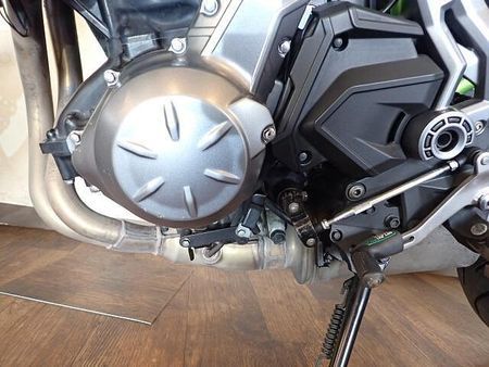 カワサキ Z650 当店で新車販売、整備してきたワンオーナー車!カスタム多数のお買い得車♪大型初心者にお勧め! 25