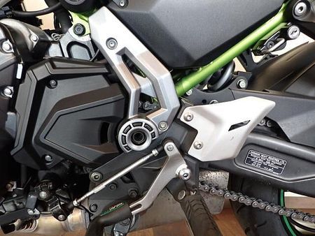 カワサキ Z650 当店で新車販売、整備してきたワンオーナー車!カスタム多数のお買い得車♪大型初心者にお勧め! 26