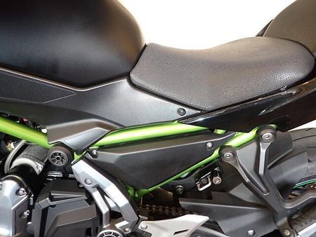 カワサキ Z650 当店で新車販売、整備してきたワンオーナー車!カスタム多数のお買い得車♪大型初心者にお勧め! 27
