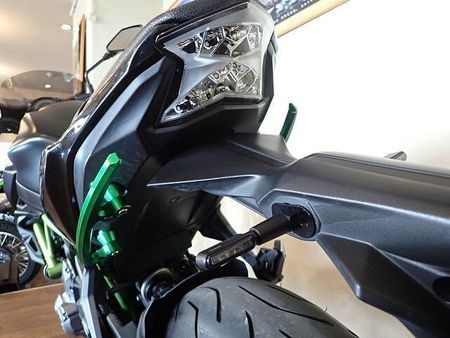 カワサキ Z650 当店で新車販売、整備してきたワンオーナー車!カスタム多数のお買い得車♪大型初心者にお勧め! 34