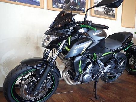 カワサキ Z650 当店で新車販売、整備してきたワンオーナー車!カスタム多数のお買い得車♪大型初心者にお勧め! 4