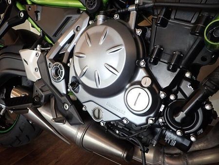 カワサキ Z650 当店で新車販売、整備してきたワンオーナー車!カスタム多数のお買い得車♪大型初心者にお勧め! 44