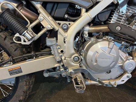 カワサキ KLX230 シェルパ 初心者からベテランまで☆オフロード復活です☆人気車種の為、お早めにご検討くださいませ☆ 12