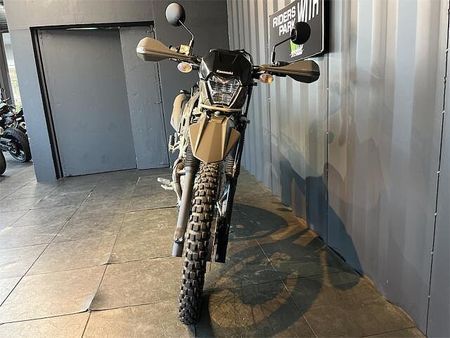 カワサキ KLX230 シェルパ 初心者からベテランまで☆オフロード復活です☆人気車種の為、お早めにご検討くださいませ☆ 2