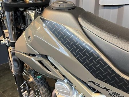 カワサキ KLX230 シェルパ 初心者からベテランまで☆オフロード復活です☆人気車種の為、お早めにご検討くださいませ☆ 34