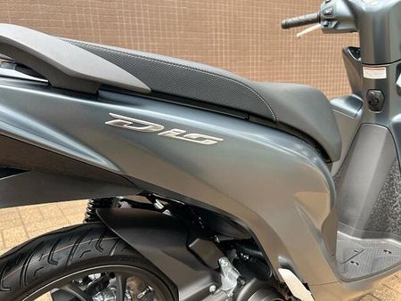 ホンダ ディオ110 カード決済可能です。地元応援企画として板橋区在住の方は現金でのお払いの際に特典がございます 17