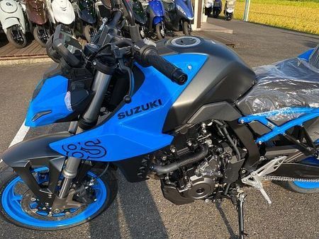スズキ GSX-8S NEWモデル入荷しました!乗って楽しいバイク是非ご体感ください! 13