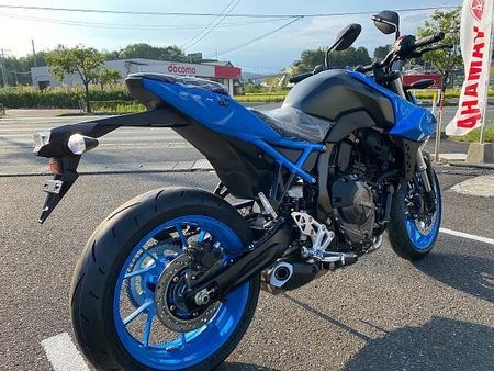 スズキ GSX-8S NEWモデル入荷しました!乗って楽しいバイク是非ご体感ください! 8