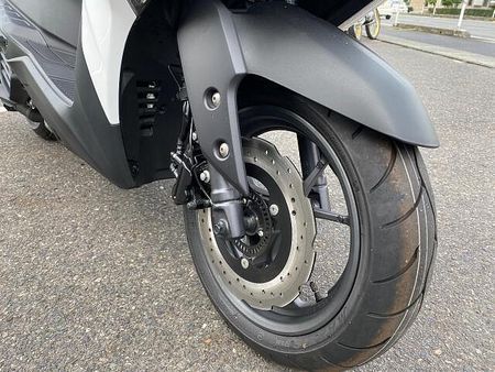 ヤマハ X FORCE 当店新車販売ワンオーナーの良質車両です。ピカピカの1台です。 3