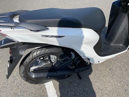 ホンダ ディオ110 毎日の移動に経済的でぴったりなスクーター! 8
