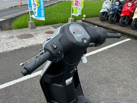 ホンダ タクト ベーシック お気軽にお問い合わせください。 11
