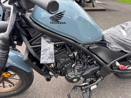 ホンダ レブル 250 Sエディション Eクラッチ Eクラッチ お気軽にお問い合わせください。 19