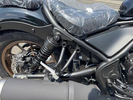 ホンダ レブル 250 Eクラッチ 店頭現車無し、要取り寄せ車両。 9