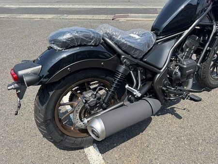 ホンダ レブル 250 Eクラッチ 店頭現車無し、要取り寄せ車両。 12