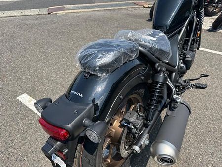 ホンダ レブル 250 Eクラッチ 店頭現車無し、要取り寄せ車両。 14