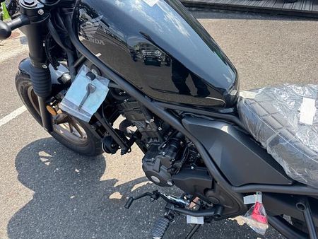 ホンダ レブル 250 Eクラッチ 店頭現車無し、要取り寄せ車両。 19