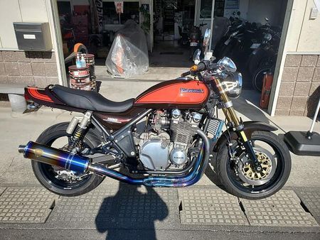 カワサキ ゼファー1100 店頭展示してます!一見の価値あり! 2