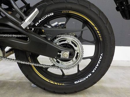 ヤマハ XSR155 XSR155 ヨシムラマフラー装備 初年度2021年 【マル得】 32
