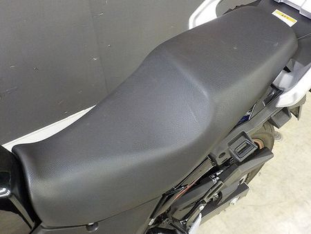 スズキ Vストローム250 Vストローム250 トップケース装備 【マル得】 20