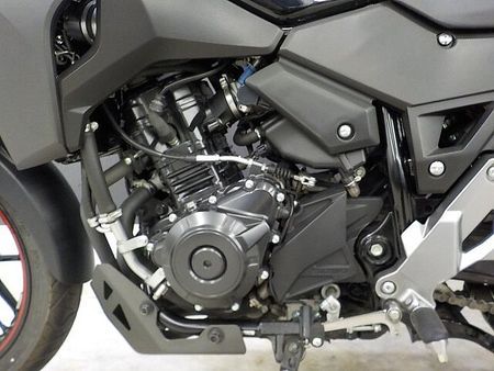 スズキ Vストローム250 Vストローム250 トップケース装備 【マル得】 28