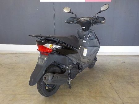 スズキ アドレスV125S アドレスV125S ノーマル 2013年モデル 3