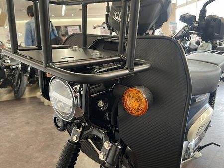 ホンダ クロスカブ110 クロスカブ110 2022年モデル レッグガードなどカスタム多数 24