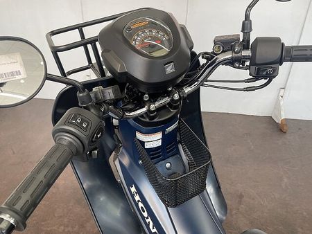 ホンダ クロスカブ110 クロスカブ110 2022年モデル レッグガードなどカスタム多数 10