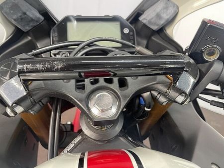 ヤマハ YZF-R25 YZF-R25 WGP 60th Anniversary フェンダレス クイックシフター 16
