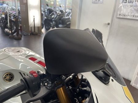 ヤマハ YZF-R25 YZF-R25 WGP 60th Anniversary フェンダレス クイックシフター 21