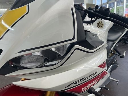 ヤマハ YZF-R25 YZF-R25 WGP 60th Anniversary フェンダレス クイックシフター 26
