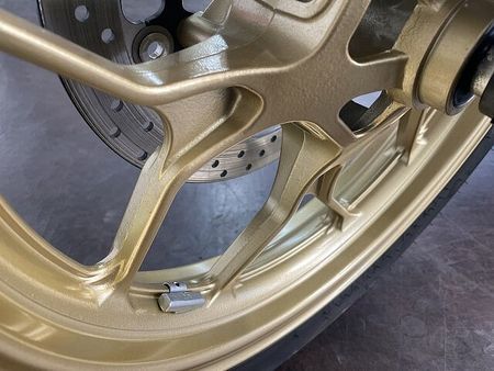 ヤマハ YZF-R25 YZF-R25 WGP 60th Anniversary フェンダレス クイックシフター 30
