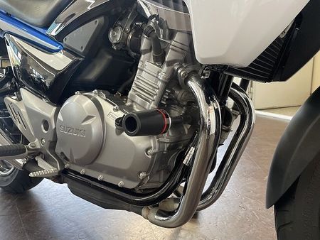 スズキ GSR250 GSR250 2013年モデル スクリーン リアボックス装備 11
