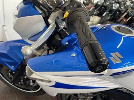 スズキ GSR250 GSR250 2013年モデル スクリーン リアボックス装備 19