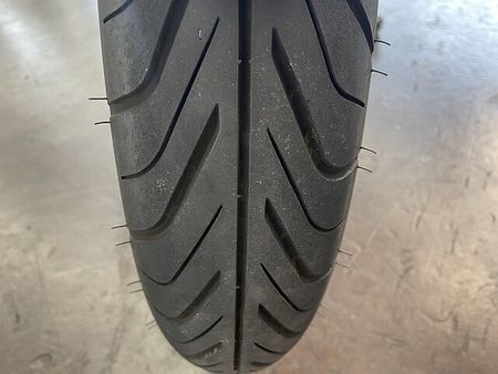 スズキ GSR250 GSR250 2013年モデル スクリーン リアボックス装備 32