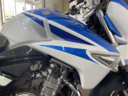 スズキ GSR250 GSR250 2013年モデル スクリーン リアボックス装備 10