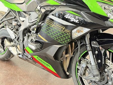 カワサキ ZX-25R ZX-25R SE 2021年モデル 7