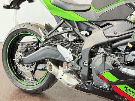 カワサキ ZX-25R ZX-25R SE 2021年モデル 8