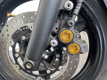 ヤマハ XJR1300 XJR1300-2 2015年モデル ビキニカウル エンジンスライダー 32