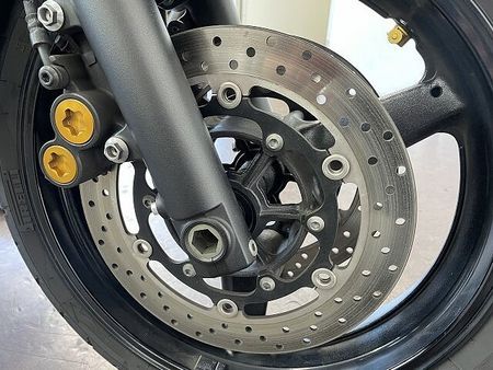 ヤマハ XJR1300 XJR1300-2 2015年モデル ビキニカウル エンジンスライダー 35