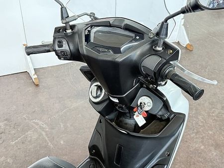 ヤマハ シグナスX SR シグナスXーSR 2020年モデル スクリーン リアボックス!! 14