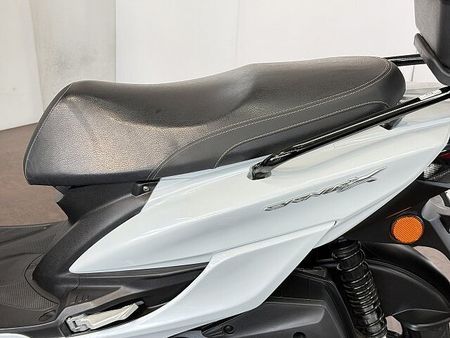 ヤマハ シグナスX SR シグナスXーSR 2020年モデル スクリーン リアボックス!! 25