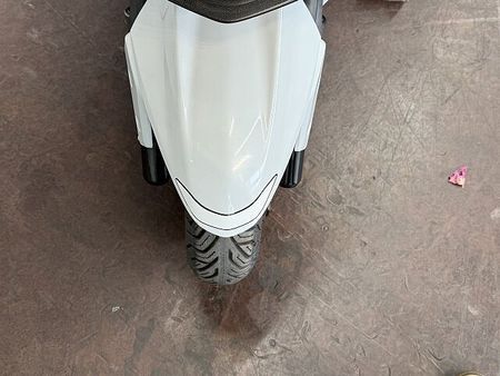 ヤマハ シグナスX SR シグナスXーSR 2020年モデル スクリーン リアボックス!! 32