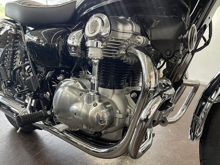 カワサキ W800 W800 エンジンガード 2023年モデル 11