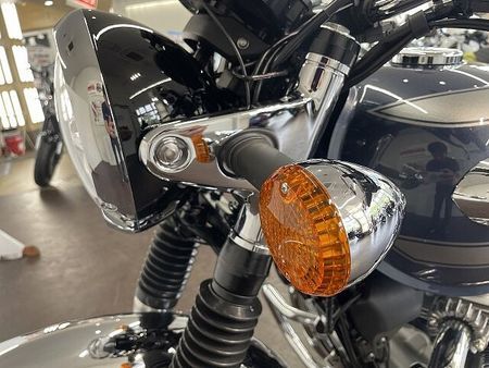 カワサキ W800 W800 エンジンガード 2023年モデル 24