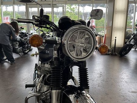 カワサキ W800 W800 エンジンガード 2023年モデル 9